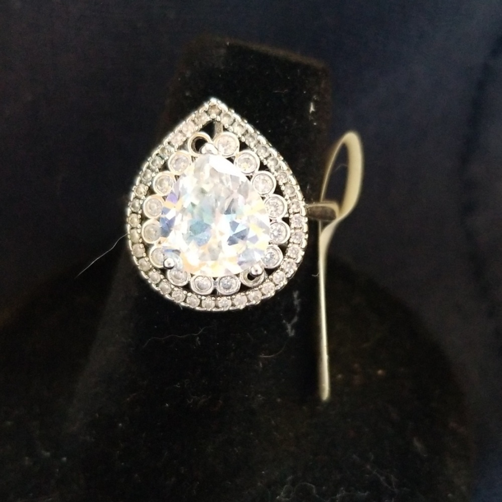 Women's ring